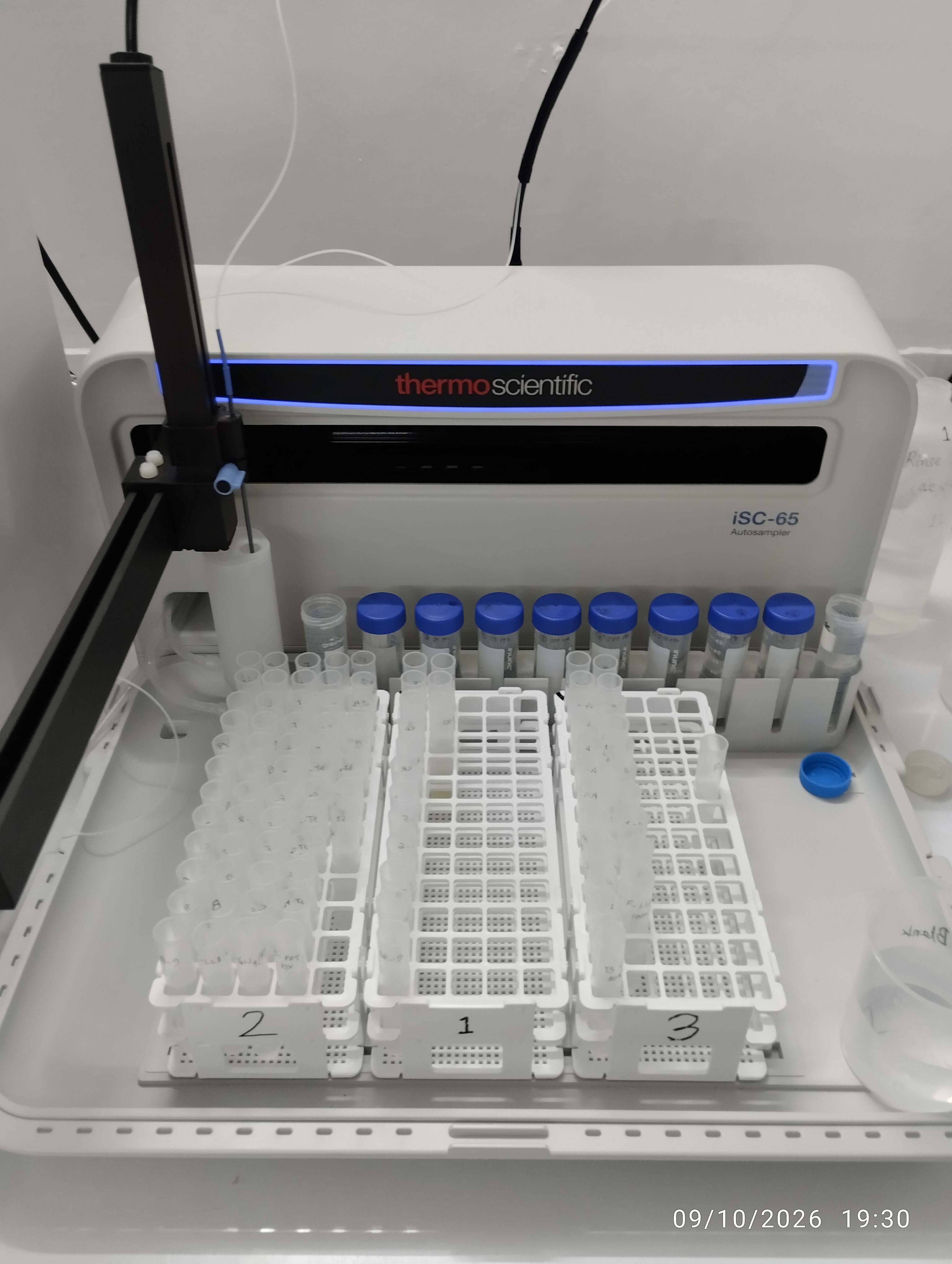 ICP-OES autosampler with 78 samples